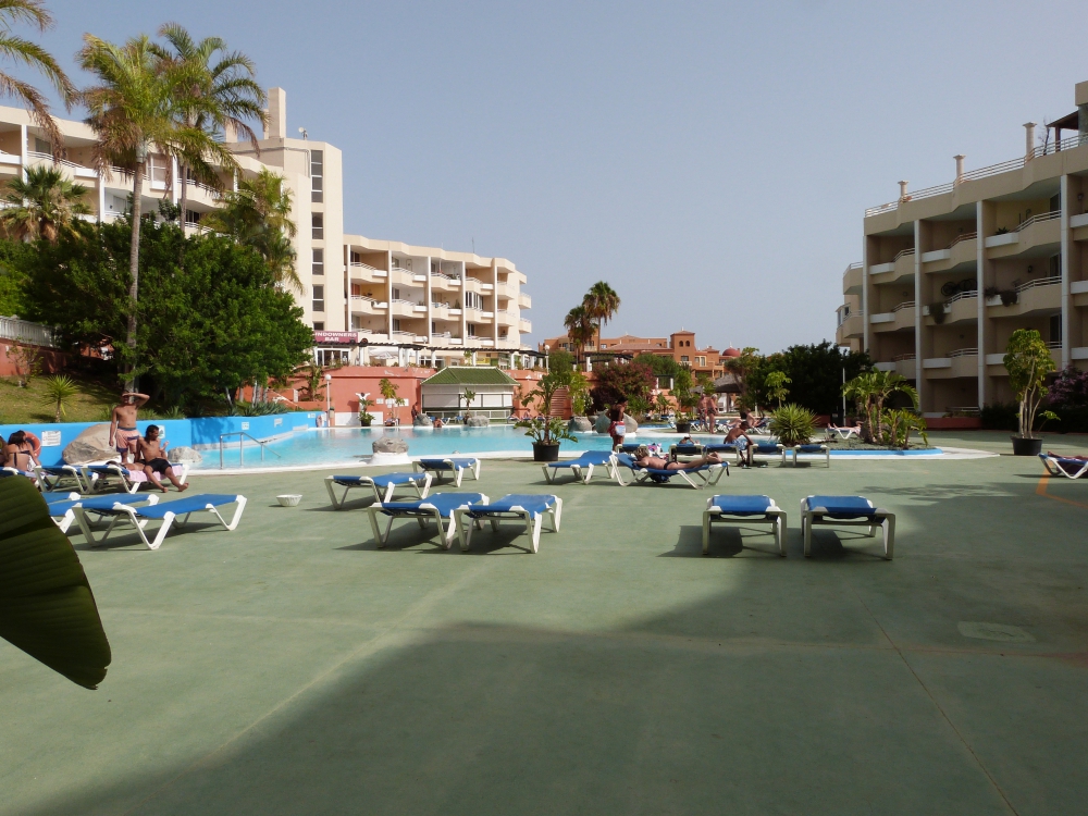 Complex Green Park Golf del Sur Tenerife Rentals Long Term